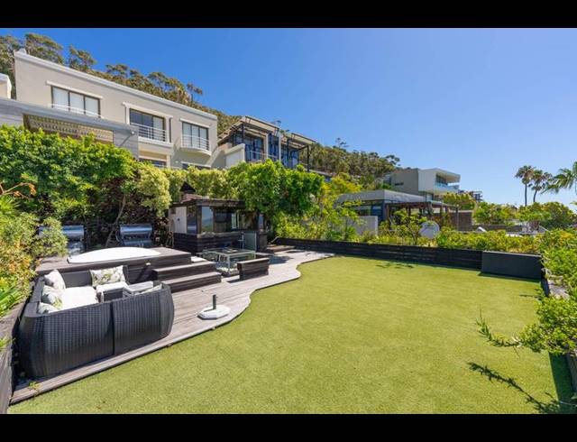 5 BEDROOM HOUSE FOR SALE IN GREEN POINT